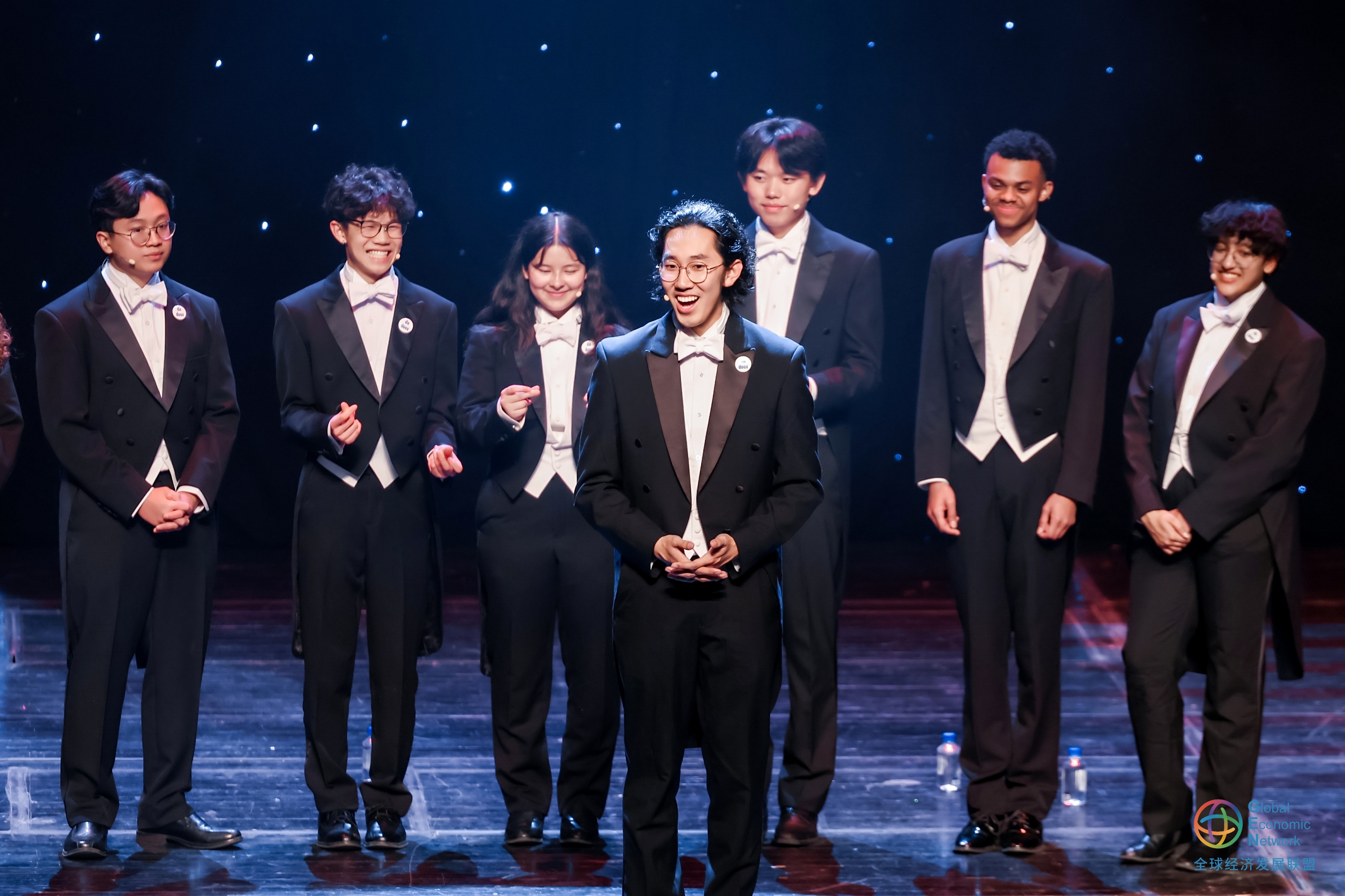 小使者与耶鲁学子交流