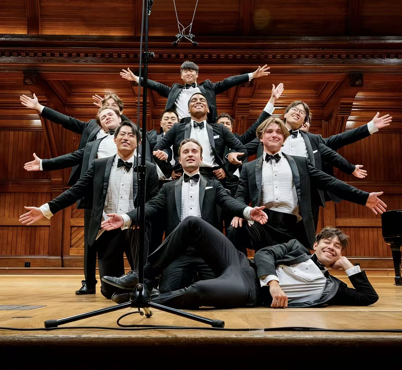 哈佛大学鳄鱼合唱团公益性演出